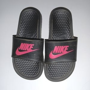 Nike Slides size 3Y